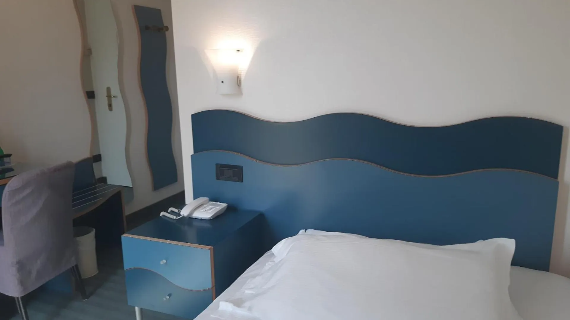 Hotel Antico Mulino Scorze 3*,  Italy