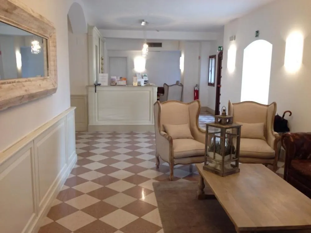 Hotel Antico Mulino Scorze 3*,  Italy